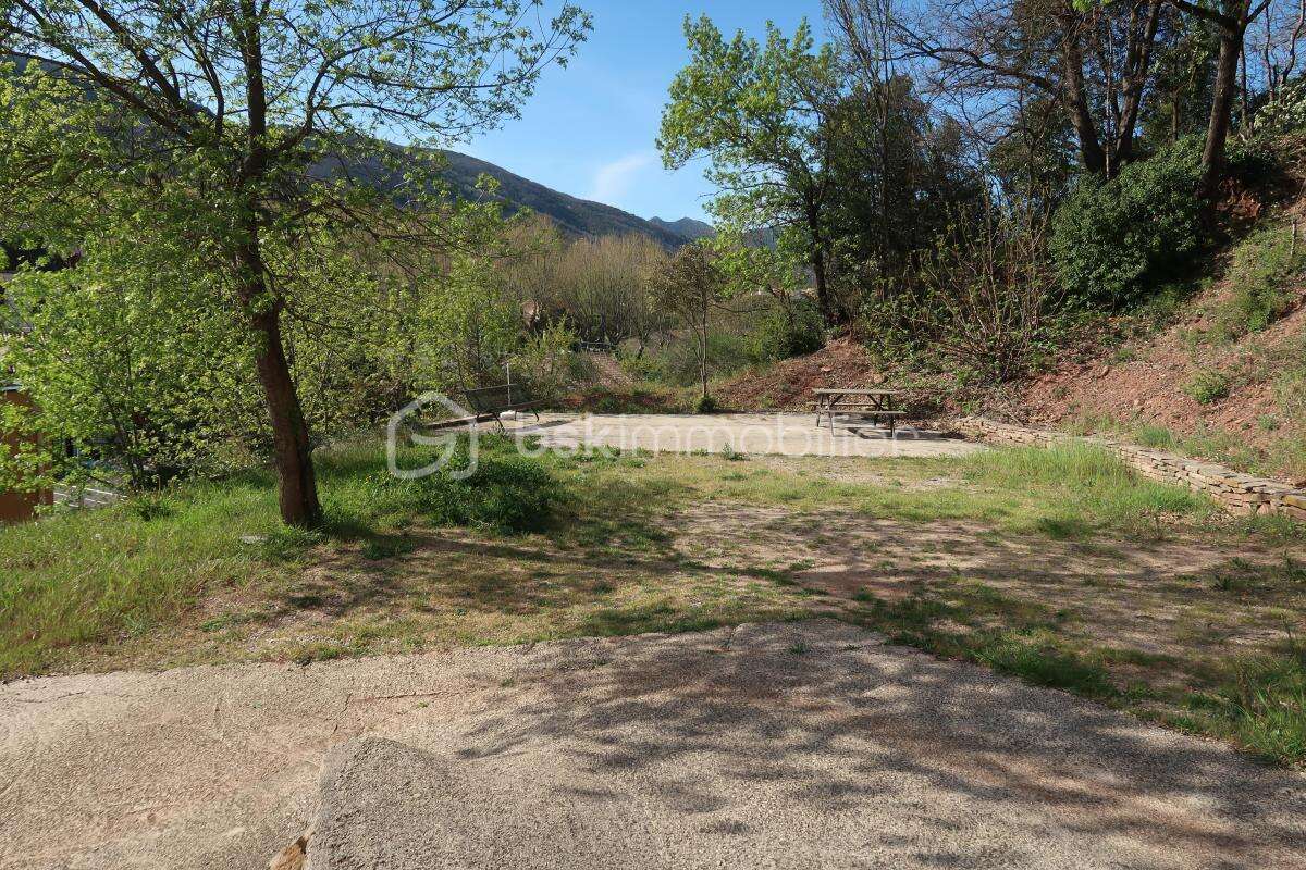 Appartement à LAMALOU-LES-BAINS