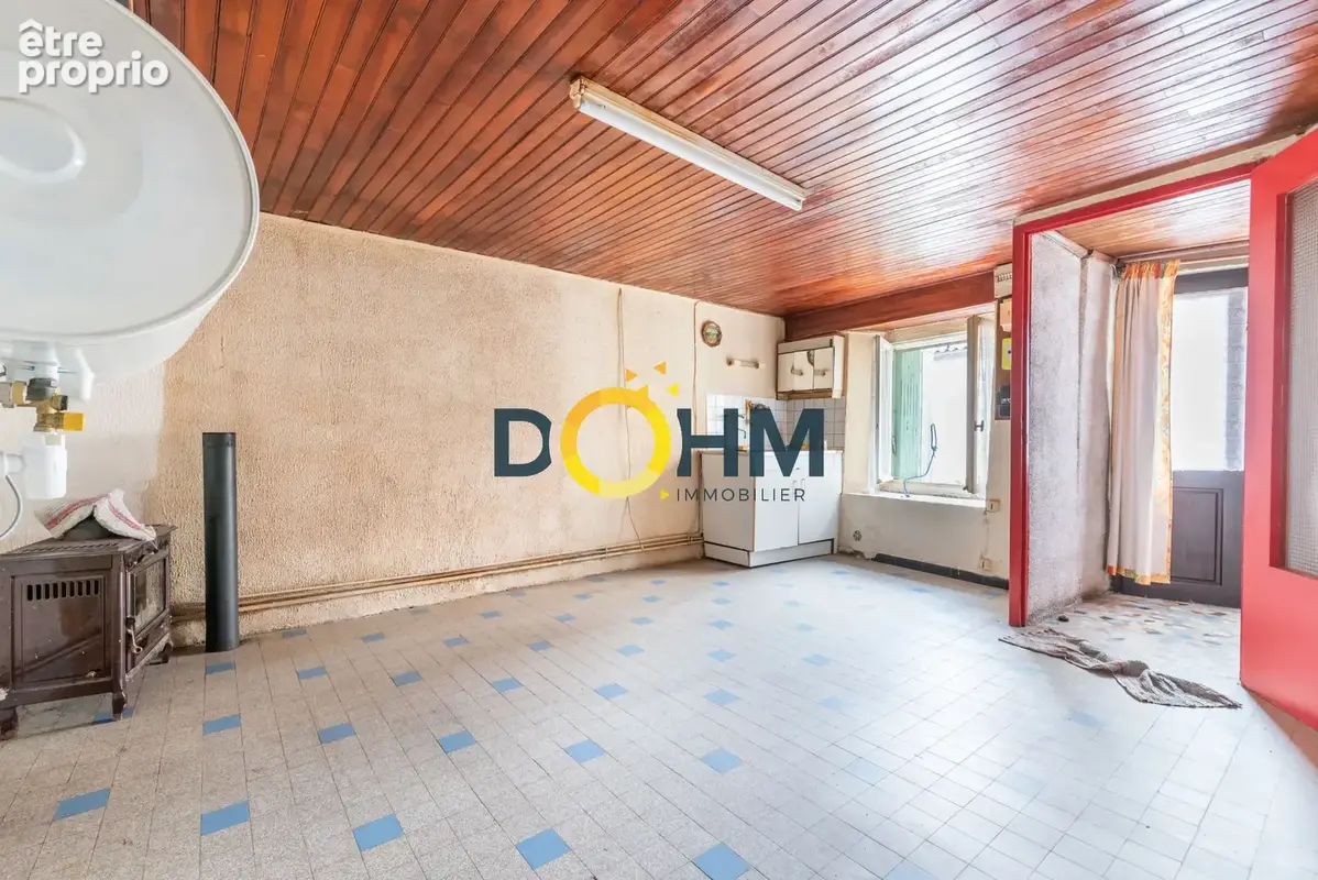 Ensemble immobilier avec cour a renover - photo 2