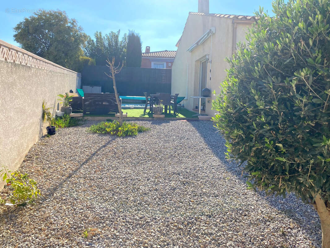 Maison à SALLES-D&#039;AUDE