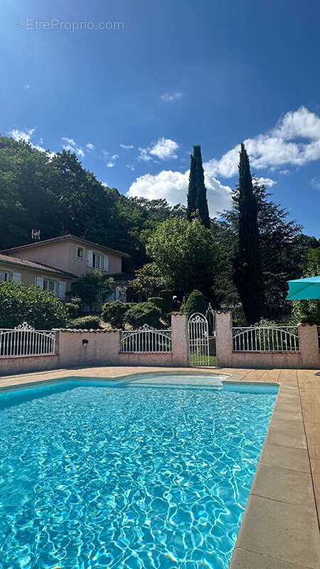 Maison à PONT-EVEQUE