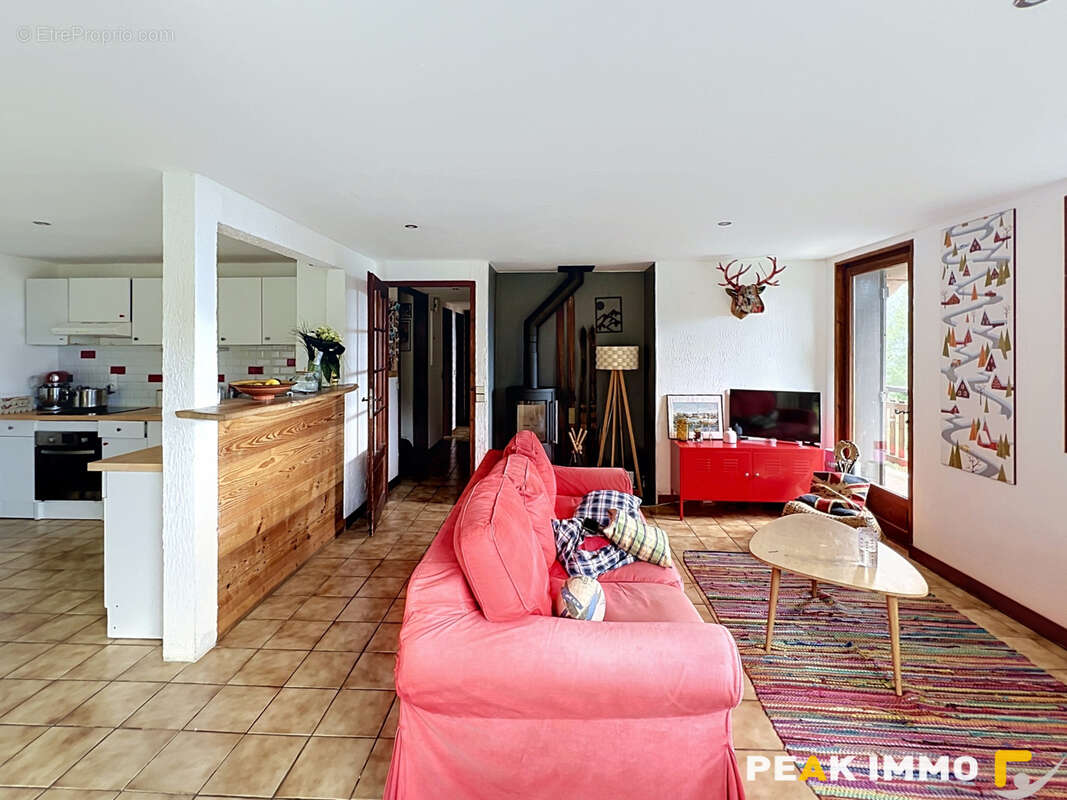 Chalet Combloux 228m2 utiles - photo 2