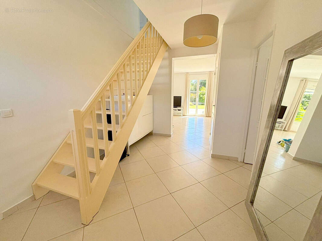 A VENDRE - Proche HARAVILLIERS Maison de 97m² - 3 chambres - 1254m² de terrain - photo 4