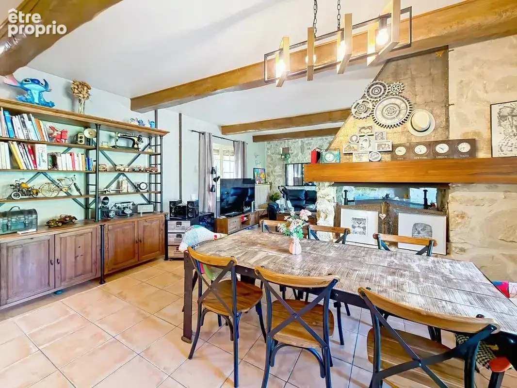 Maison au pied de la Tour de Soyons — 221 m² et parc de 3 200 m² - photo 10