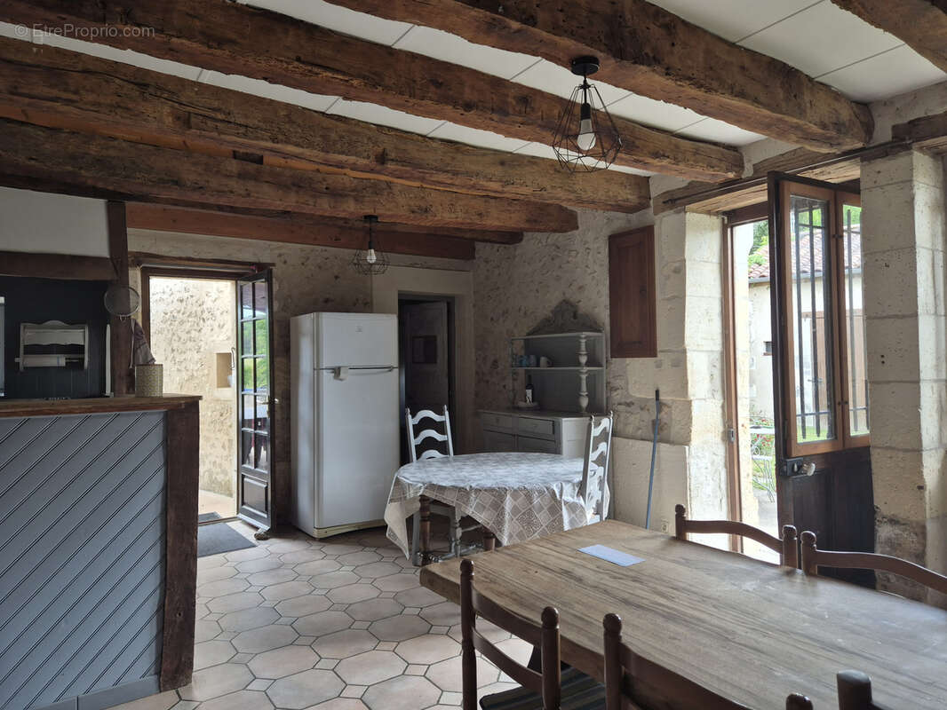 Maison à MONTAGRIER