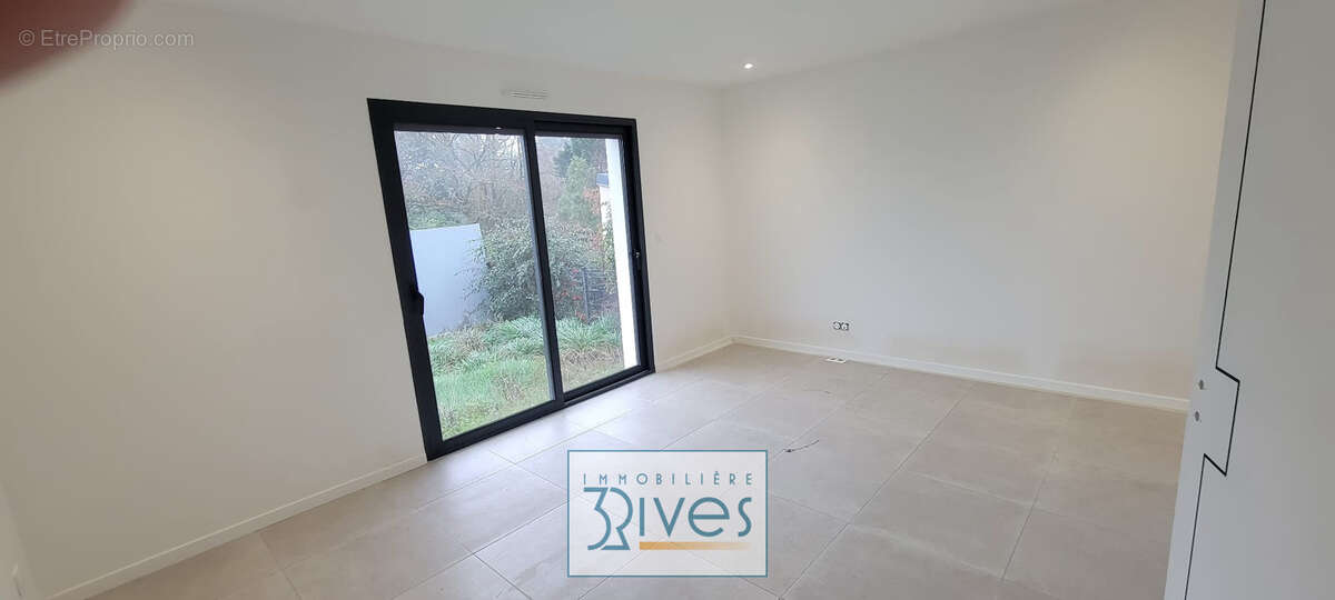 Maison à SAINT-MELAINE-SUR-AUBANCE