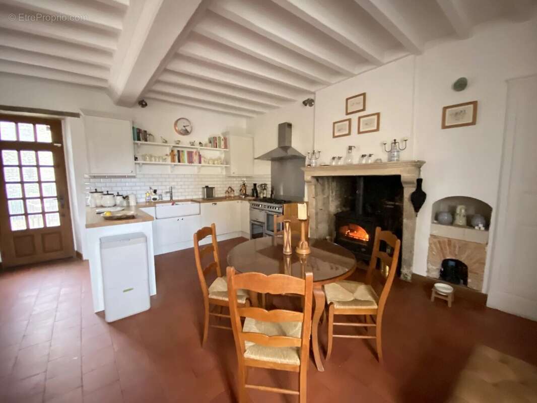 Maison à SABLE-SUR-SARTHE