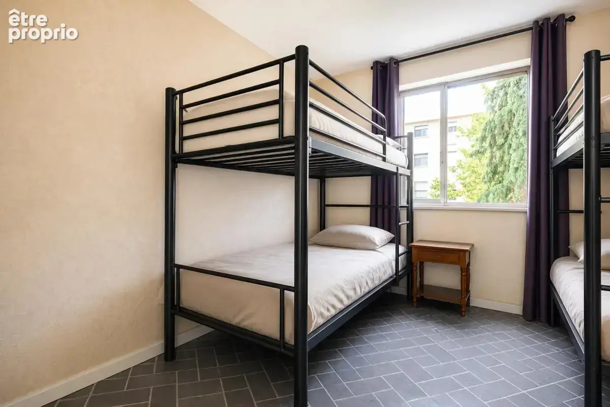 Appartement de 4 pièces de 66 m² à Grigny - photo 9
