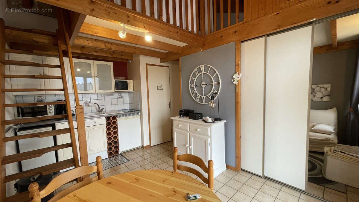 Appartement à VAUX-SUR-MER