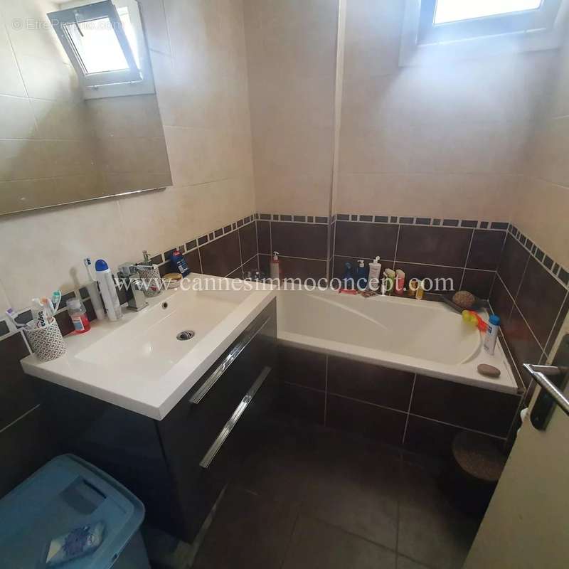 Appartement à MARSEILLE-13E