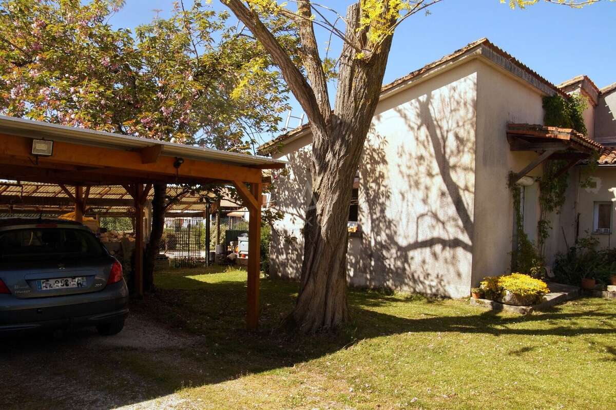 Maison de charme de 210m² - photo 6