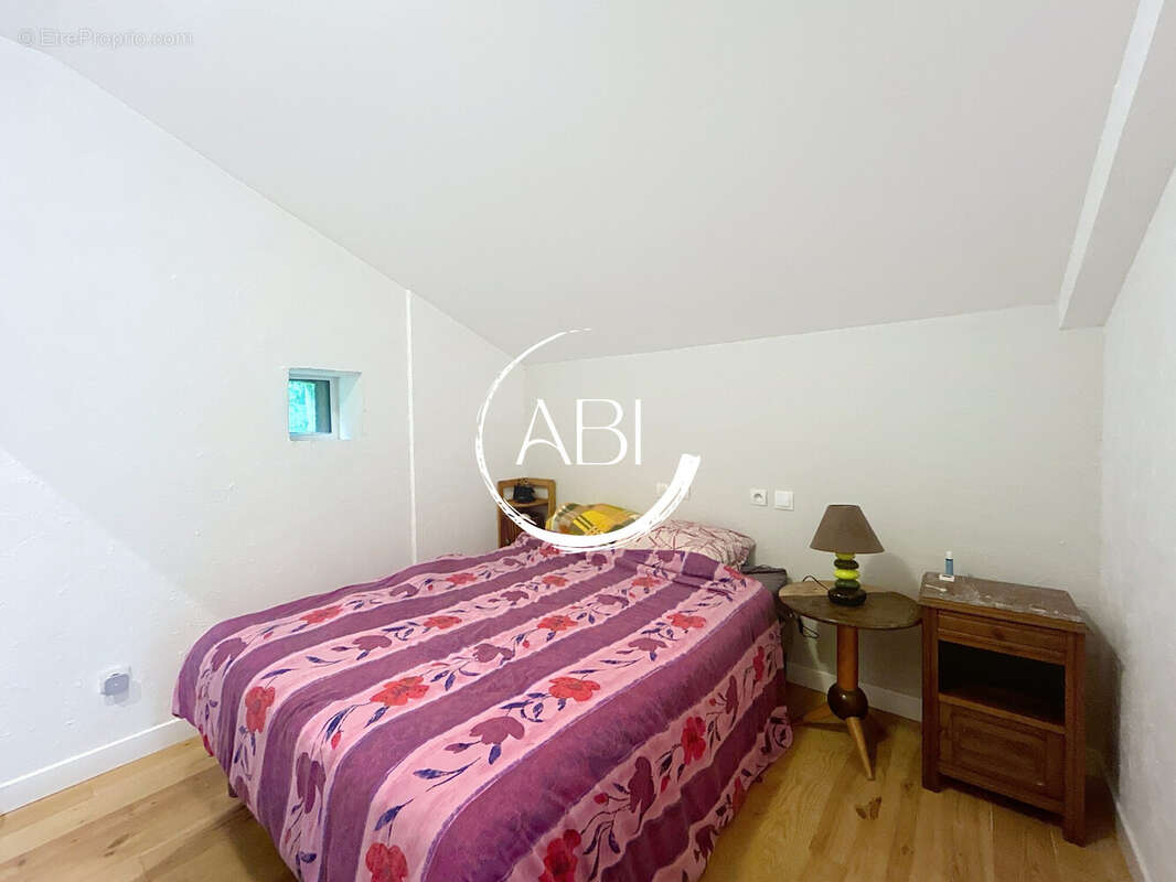 Maison à SAINT-MARTIN-L'AIGUILLON