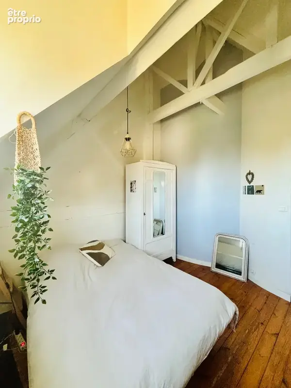 Mûrs-érigné – charme, volumes et 5 grandes chambres - photo 20