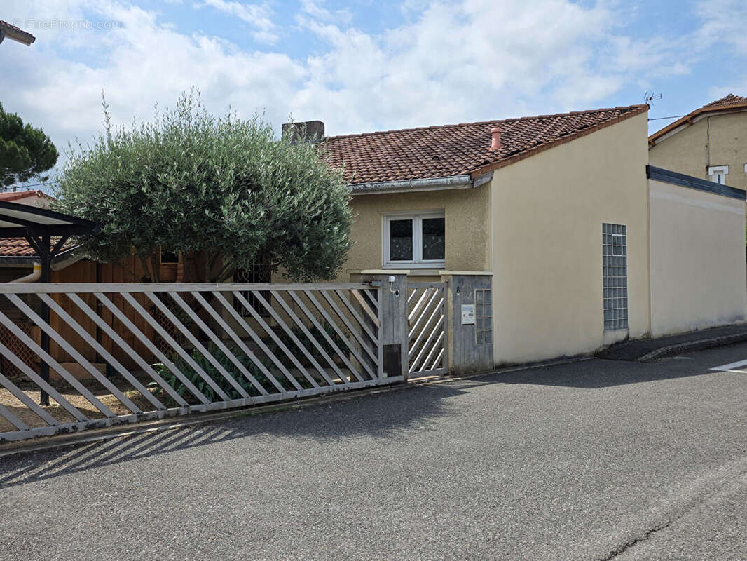 Maison à ROMANS-SUR-ISERE