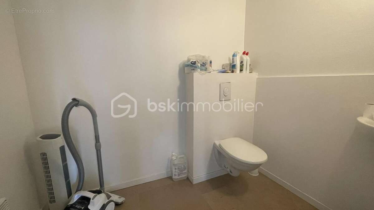 Commerce à SAINT-CHELY-D'APCHER