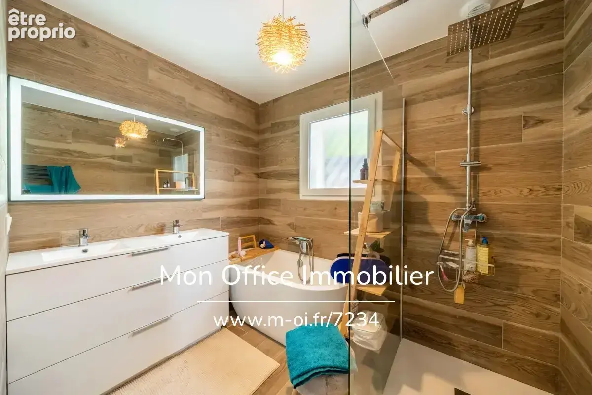 Référence : 7234-EBO. - Maison de 142m2 à la Bâtie Neuve - photo 8