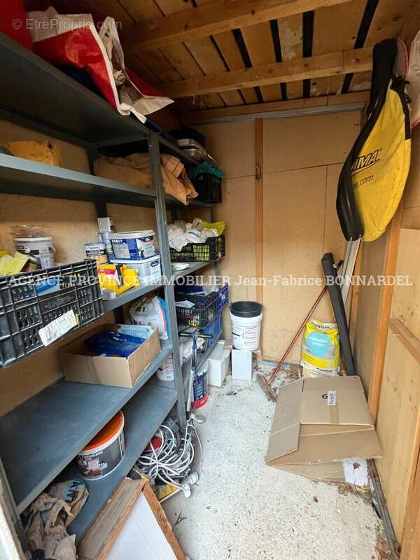 Appartement à SAINT-PAUL-TROIS-CHATEAUX