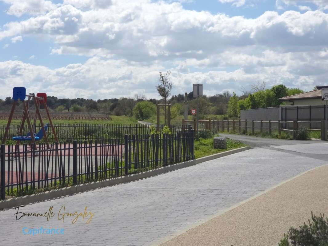 Villa contemporaine 150 m² à BASSAN (34) - photo 24