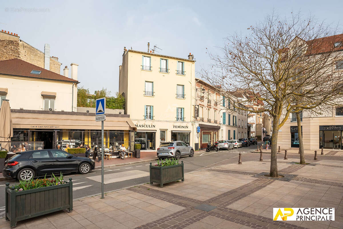 Appartement à MAISONS-LAFFITTE