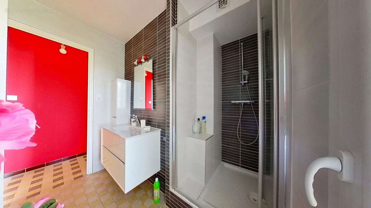 Appartement à LYON-8E