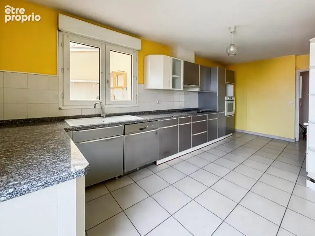126 m² au dernier étage – Un appartement à réinventer selon vos envies - photo 11
