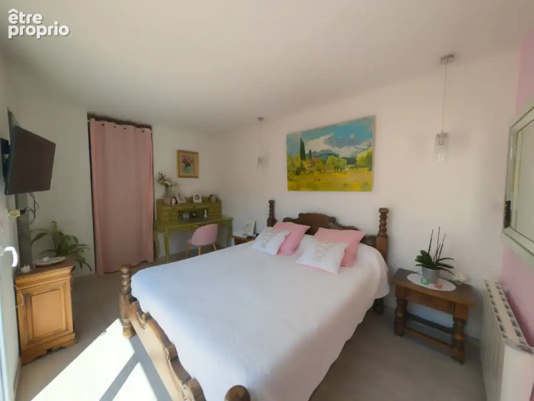 Entraigues-sur-la-sorgue   maison de plain-pied avec piscine - photo 3