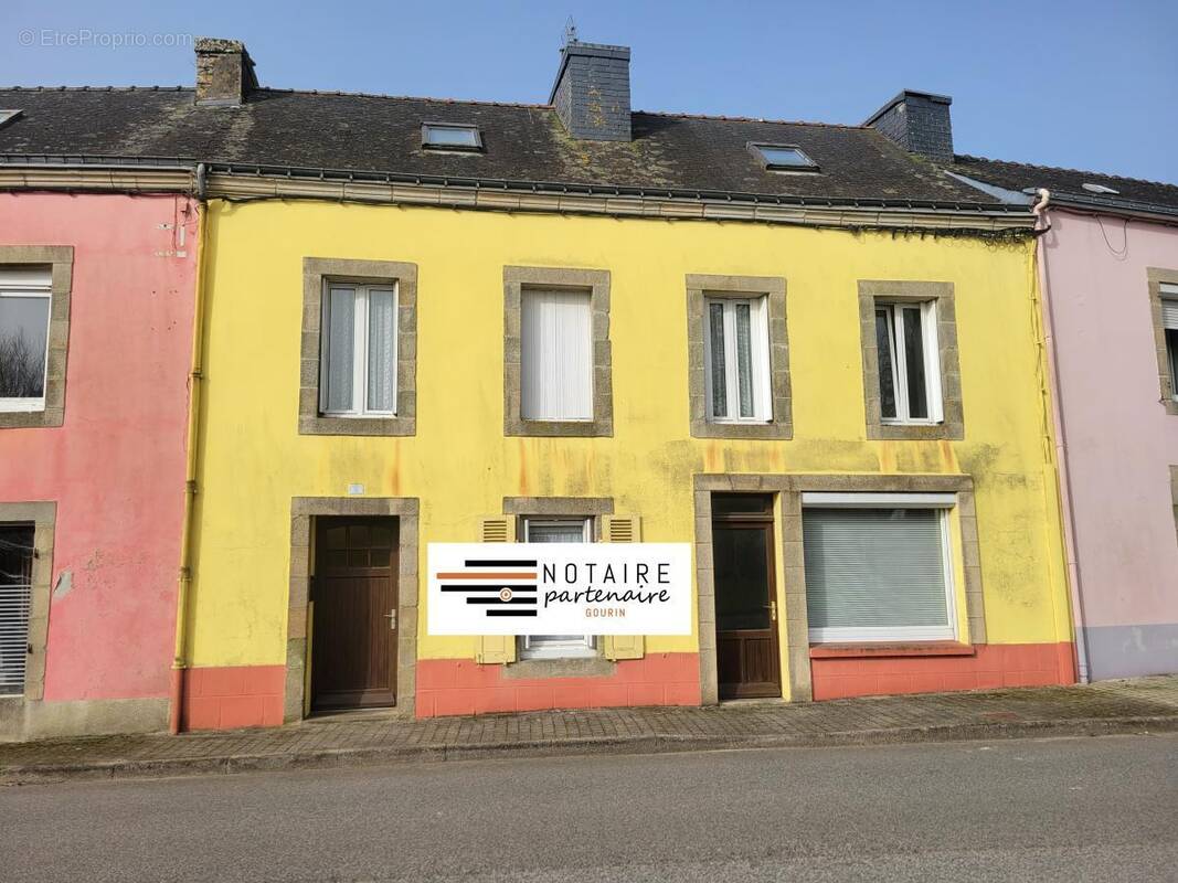 Maison à ROUDOUALLEC