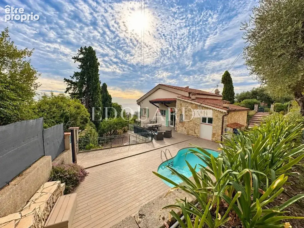 Magnifique haut de villa avec terrasse, splendide vue mer panoramique, jardin, piscine et garage - photo 38