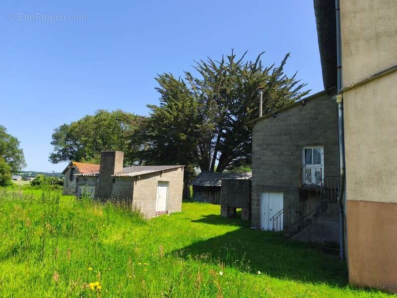 Maison à MESSAC