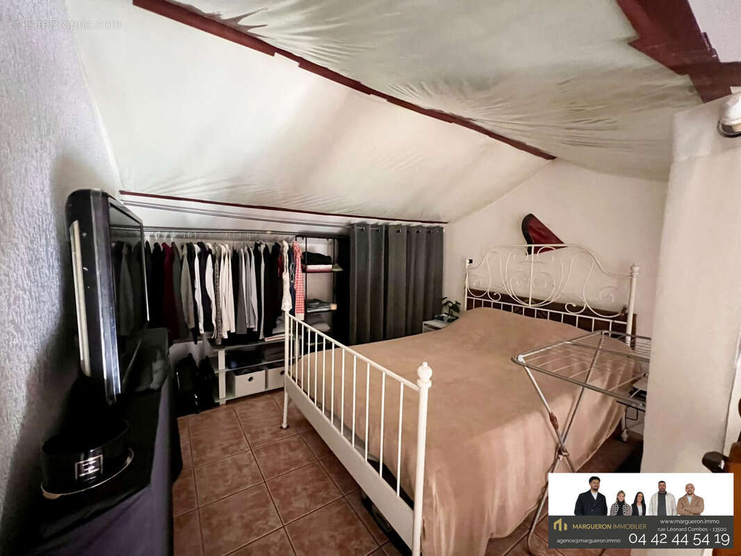 Appartement à ENSUES-LA-REDONNE
