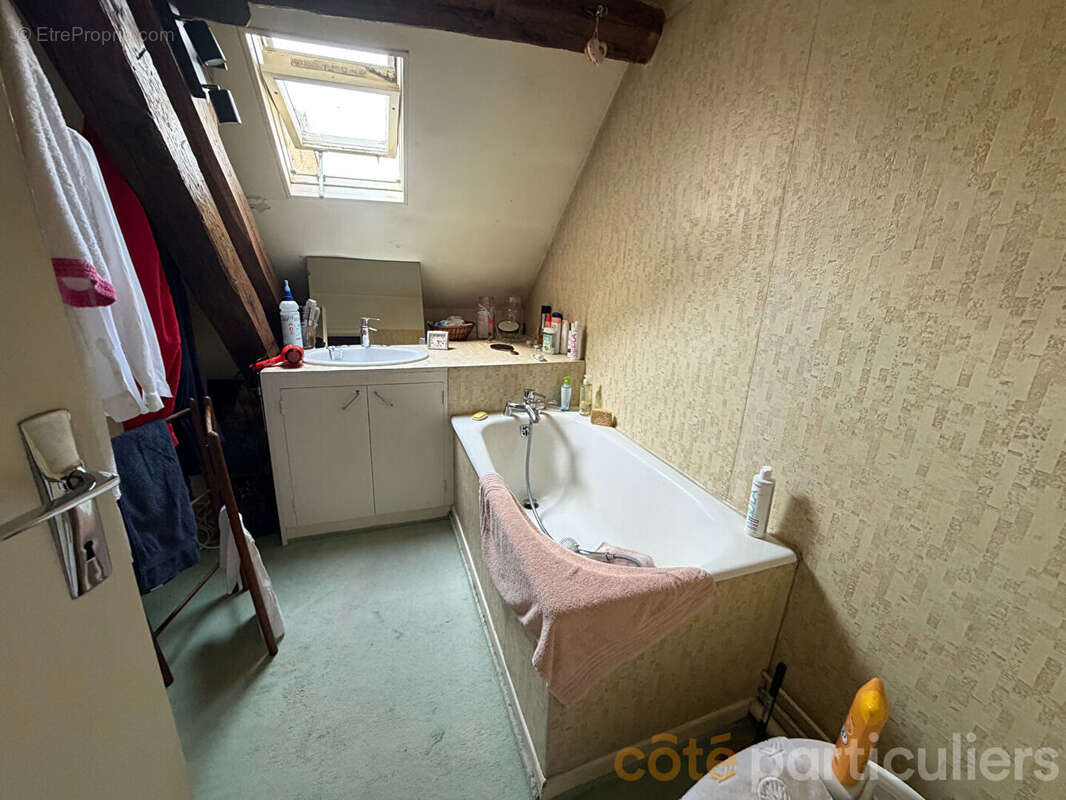 Maison Lignieres 7 pièce(s) 145 m2 avec jardin et dépendances - photo 9