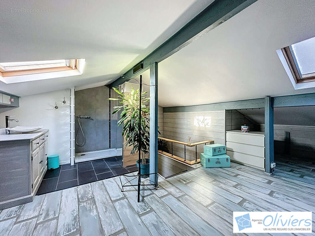 Maison à MAGNY-LES-HAMEAUX