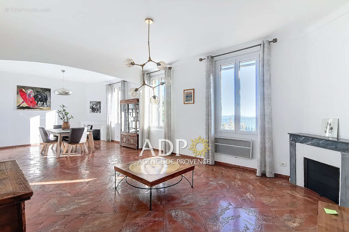 Appartement 106 m² à Grasse  - photo 7