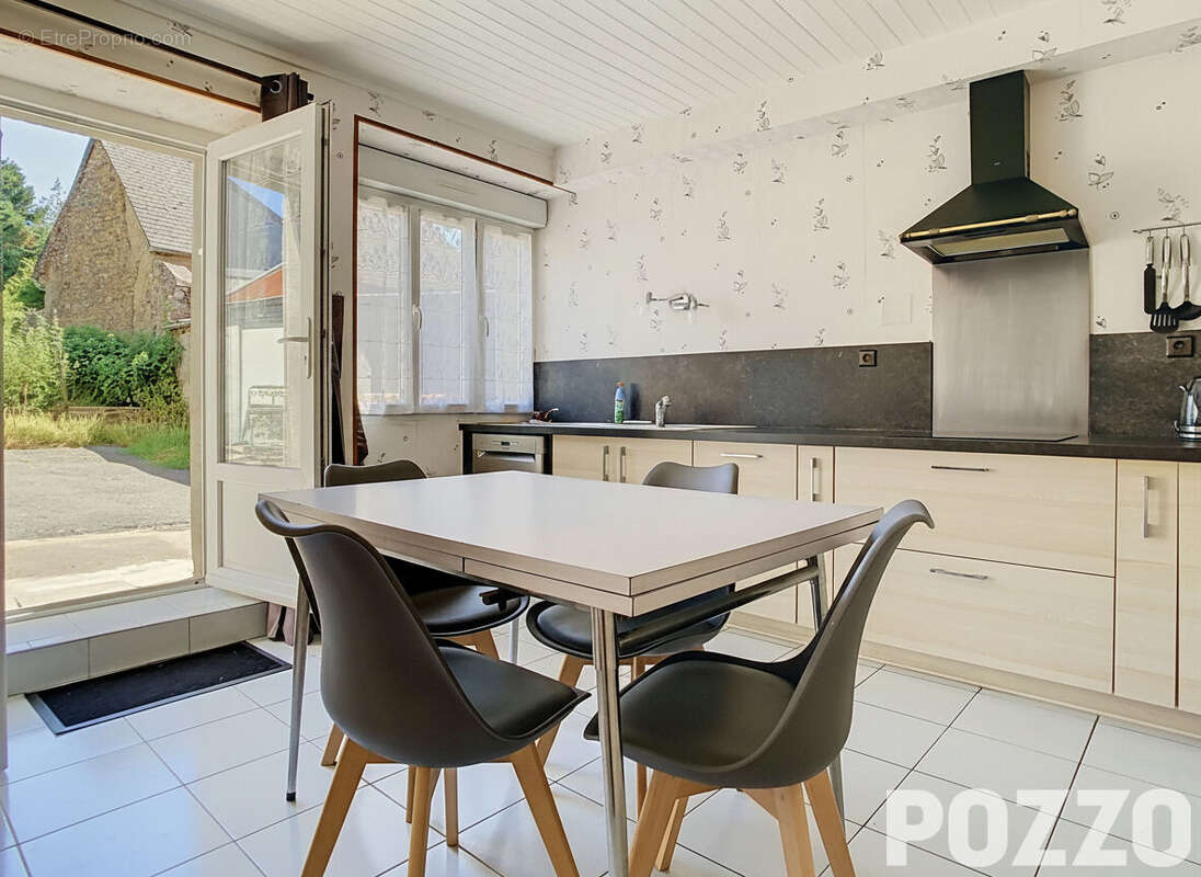 A Vendre - La Boussac - Maison 4 pièce(s) 95 m² - photo 2