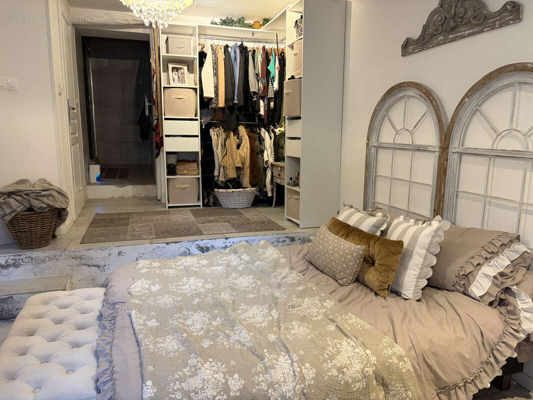 Appartement à PIERREFEU-DU-VAR