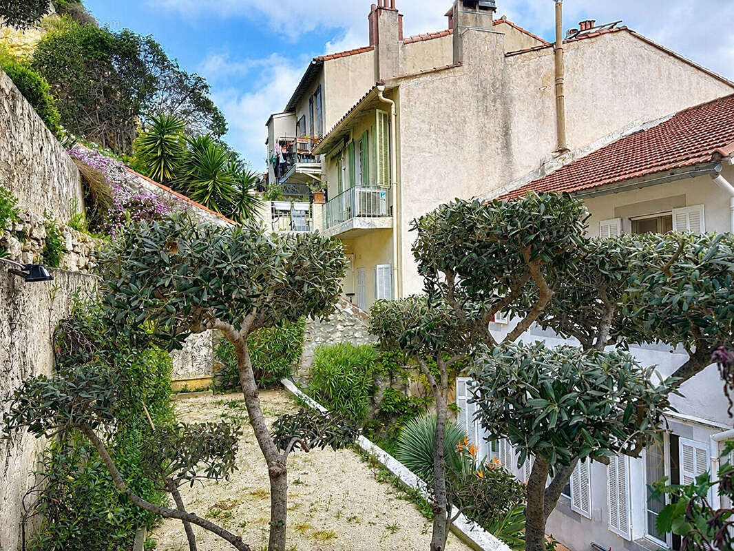 Appartement à MARSEILLE-6E
