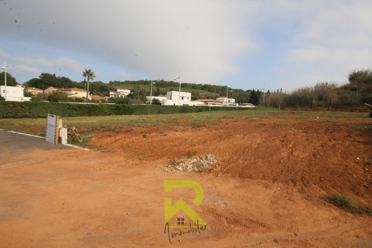 Terrain à AGDE