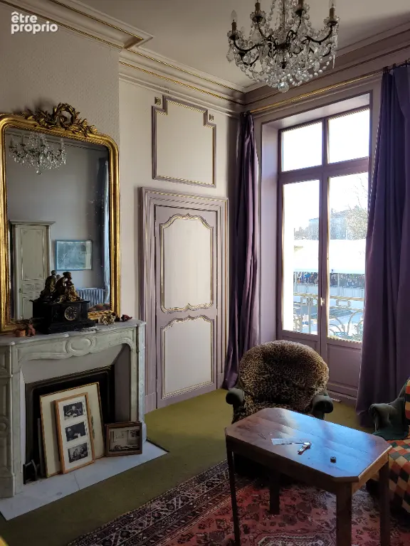 ROCHEFORT hyper  centre ville, Place COLBERT un appartement ancien de 121 m2 avec parking - photo 13