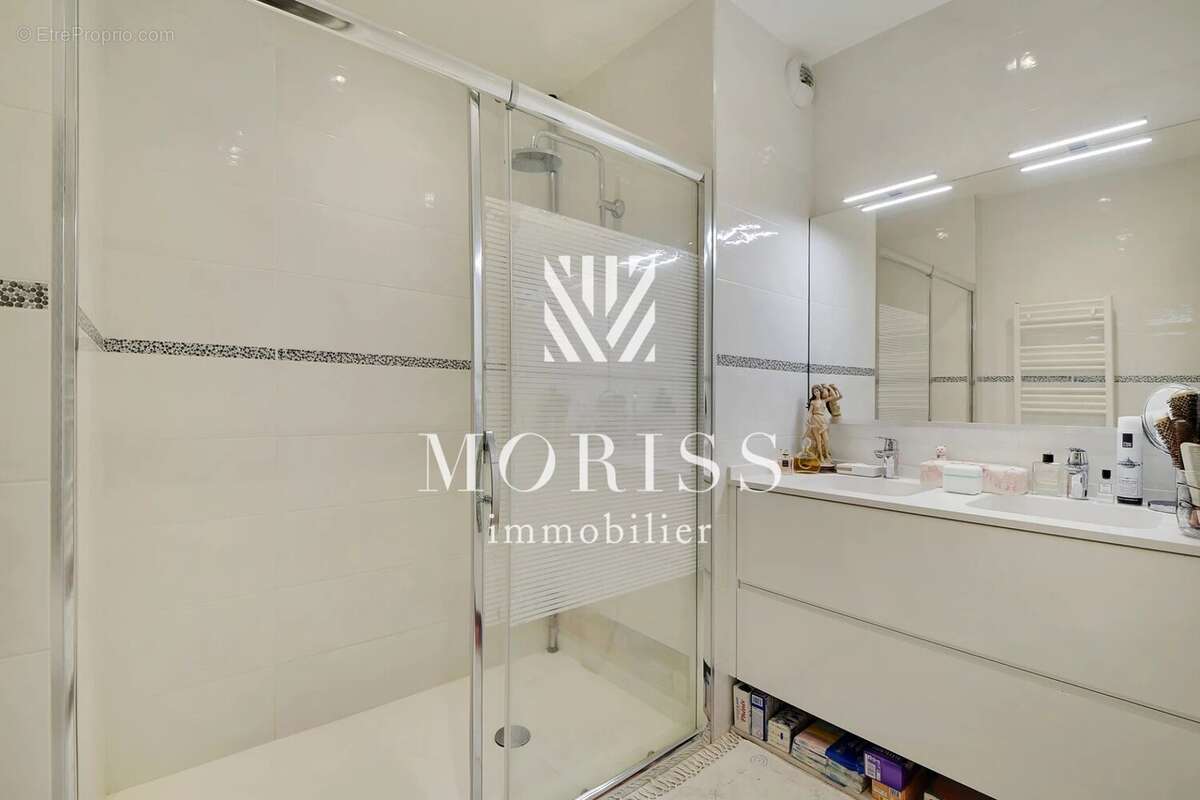 Appartement à SAINT-MAUR-DES-FOSSES