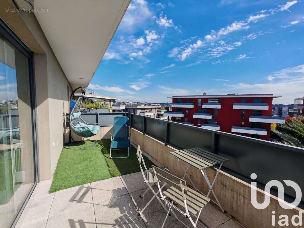 Photo 2 - Appartement à JUVIGNAC