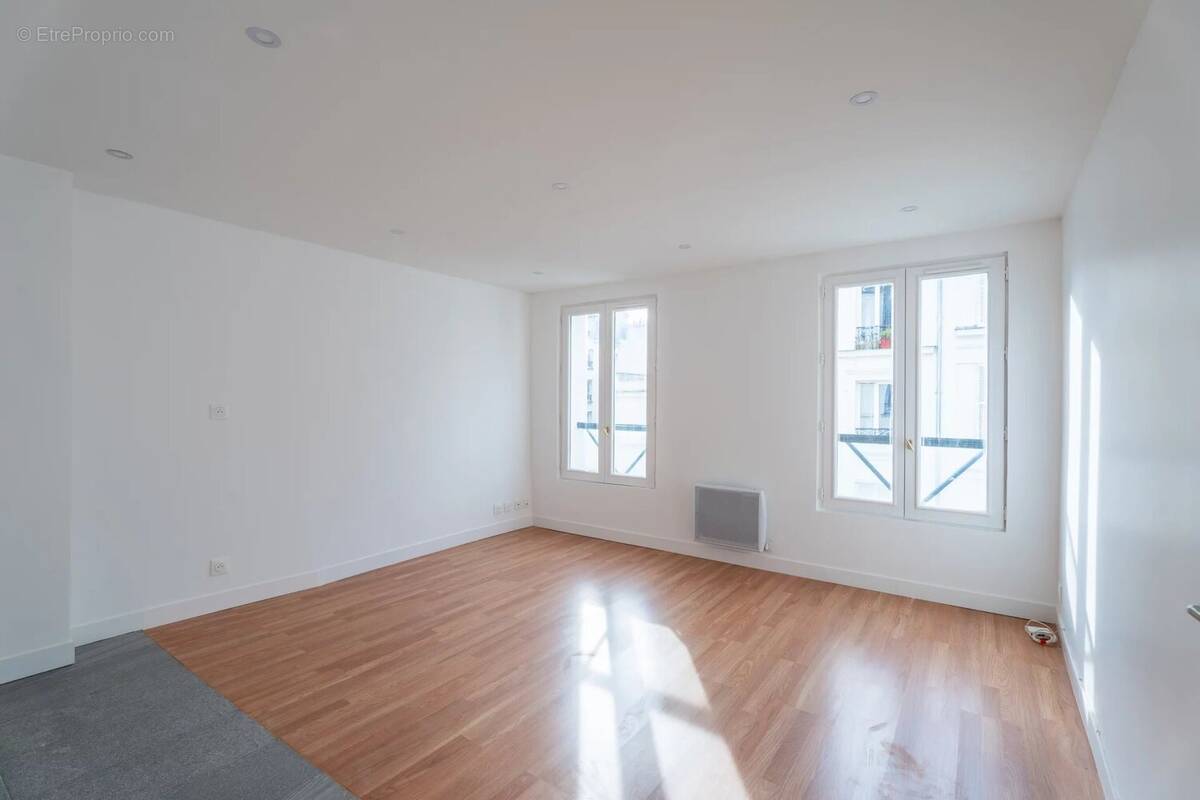 Appartement à LEVALLOIS-PERRET