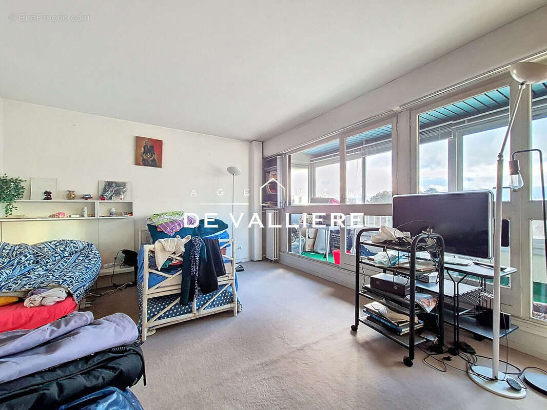 Appartement à NANTERRE