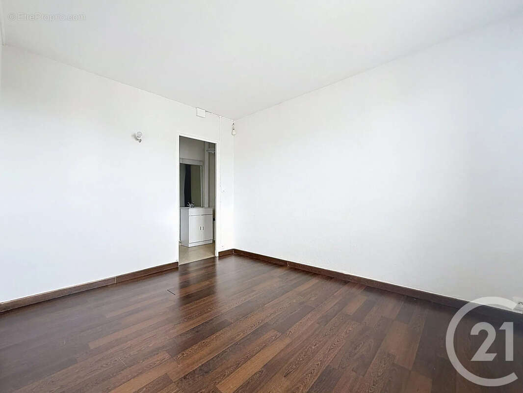 Appartement 41 m² à Troyes  - photo 5