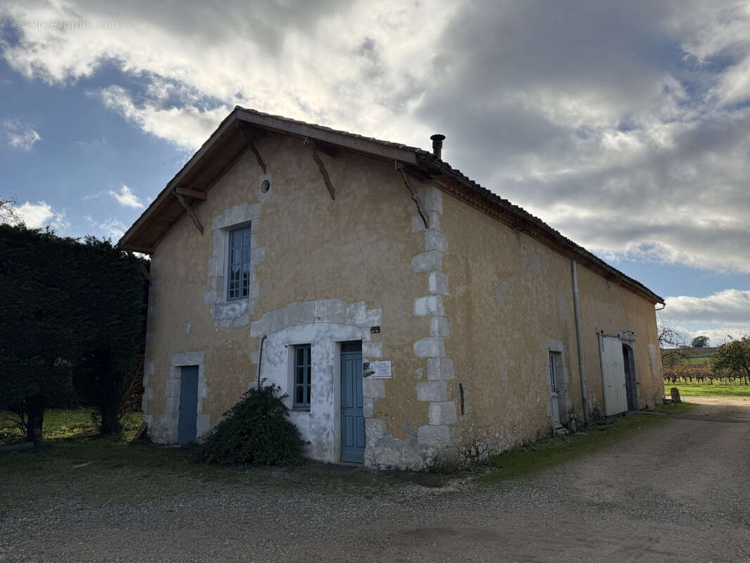 Maison à CASTELNAU-D'AUZAN