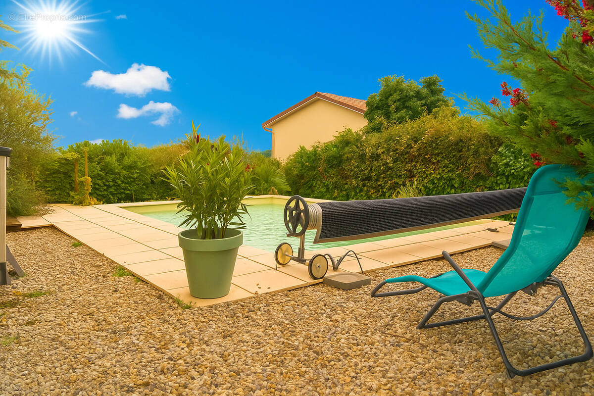 Maison à L'ISLE-D'ABEAU