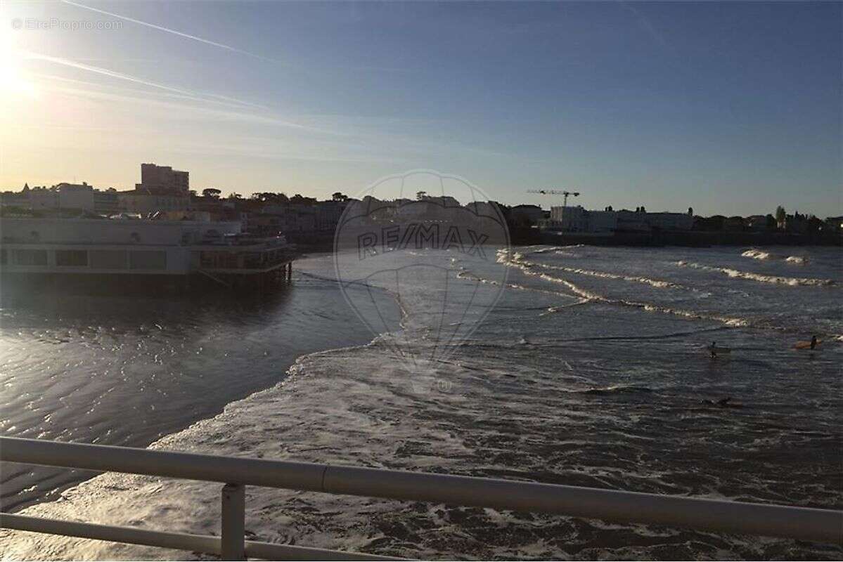 Appartement à VAUX-SUR-MER