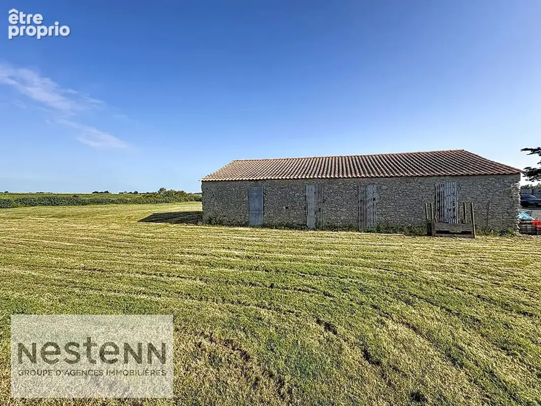 Charmante longère à vendre à Beauvoir-sur-Mer, 5 pièces, grand terrain - photo 2