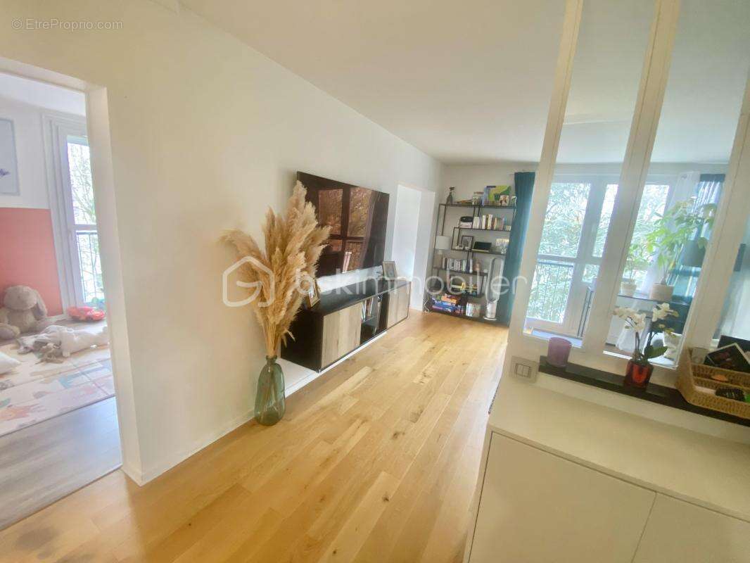 Magnifique appartement 4 pièces de 72 m² refait à neuf et ensoleillé - photo 7