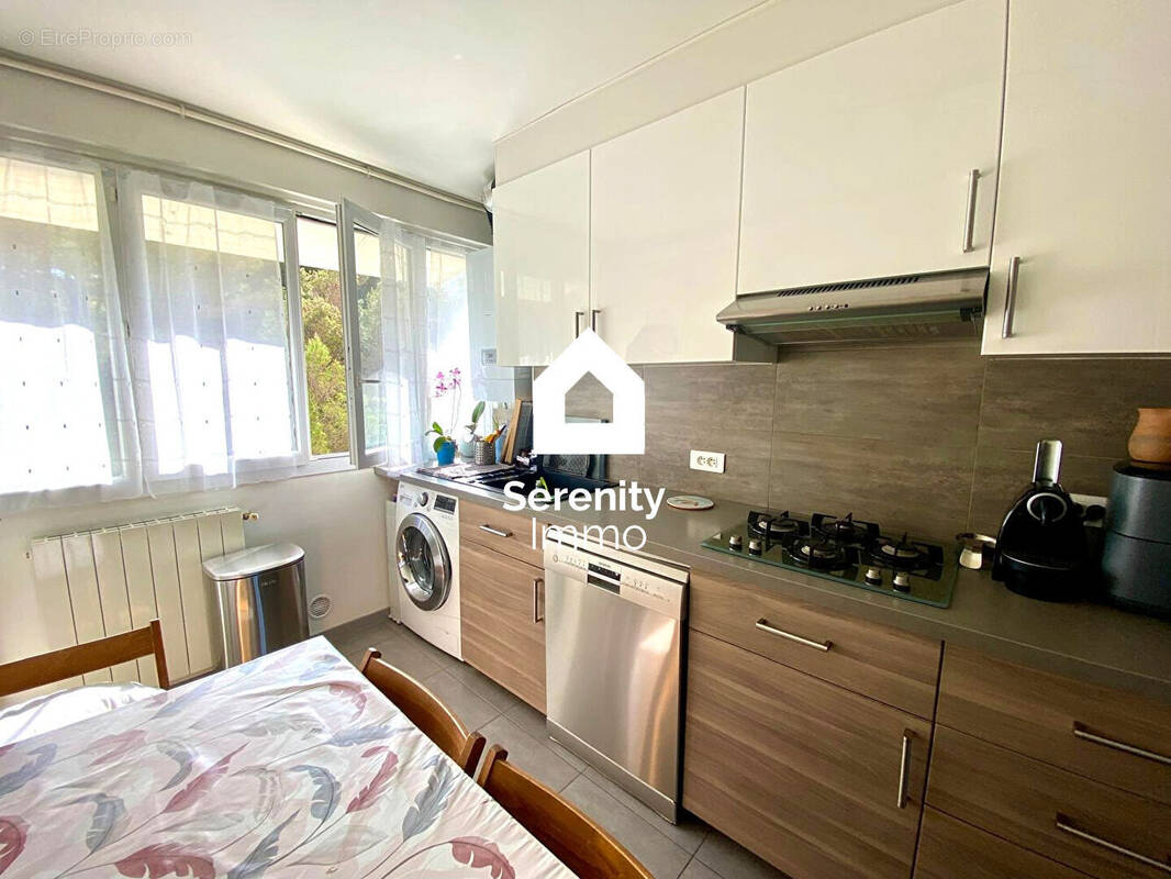 Appartement à MARSEILLE-15E