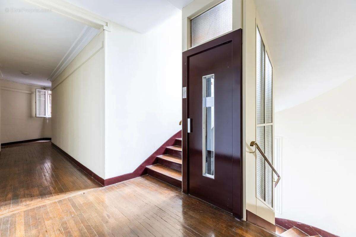 Studio de 21 m² situé à Paris 19e - Vendu loué - photo 8