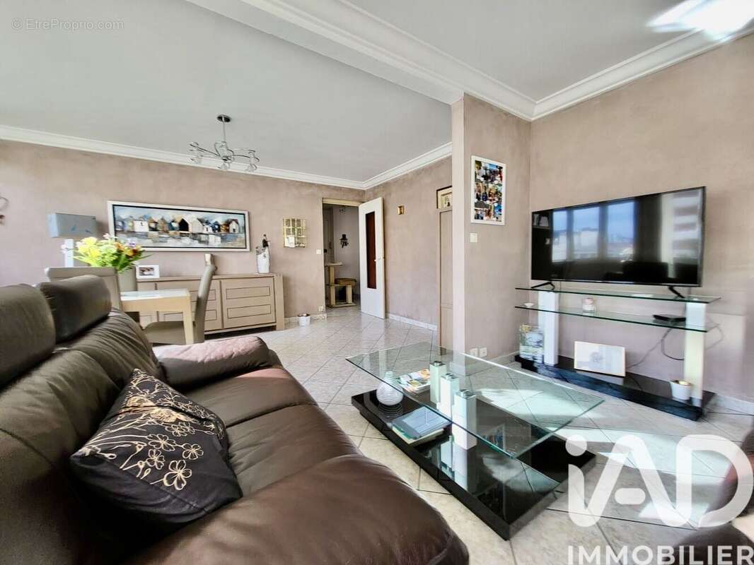 Photo 3 - Appartement à SAINT-ETIENNE